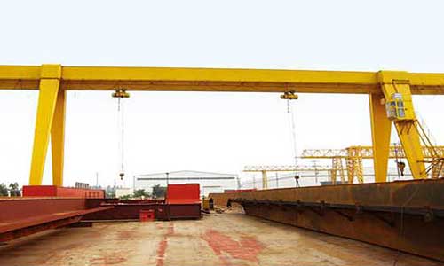 龍門(mén)吊起重機(jī)的剎車(chē)系統(tǒng)是如何設(shè)計(jì)的?